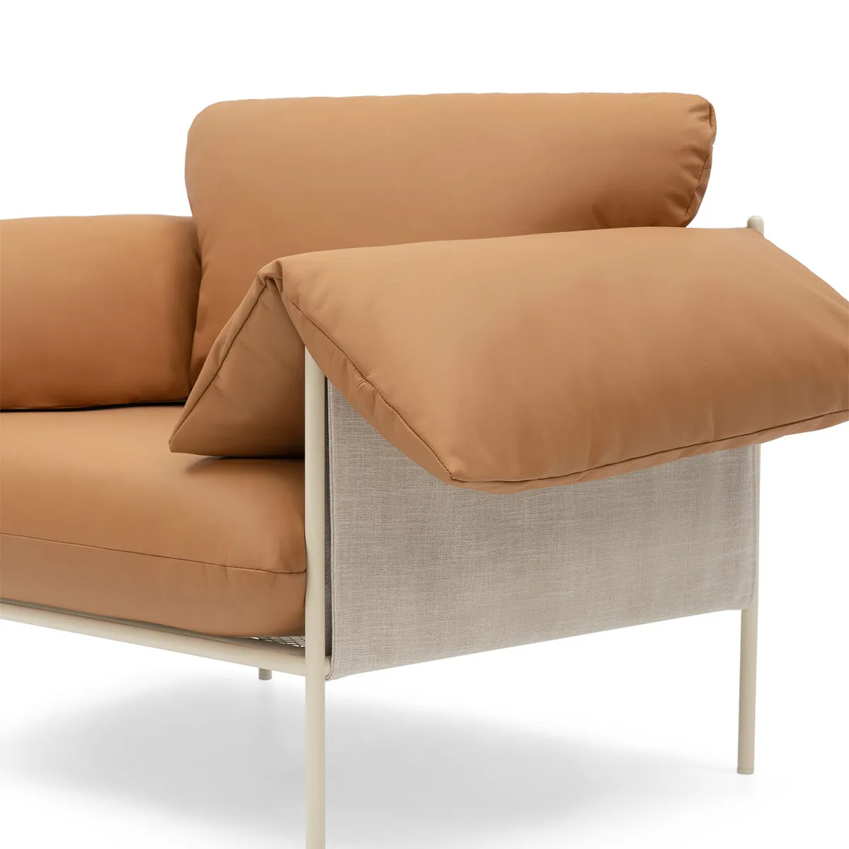 Alva Armchair (Nougat Frame, Simpson Tan)