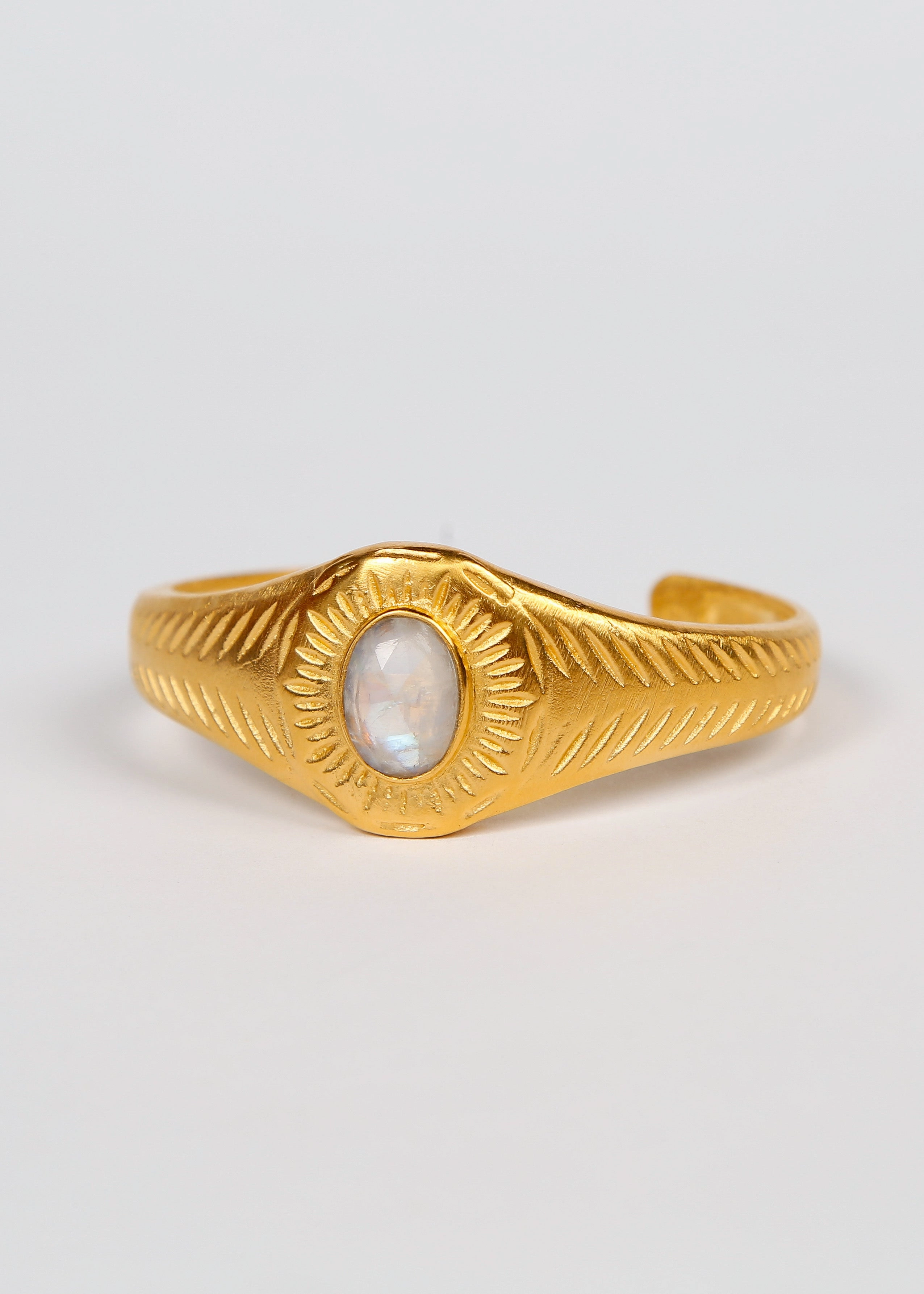 Hanka Osiris Bangle In Moonstone Trending Now Discount