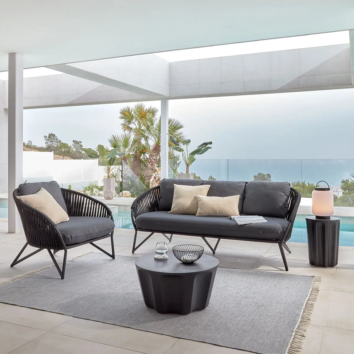 Branzie Outdoor Arm Chair