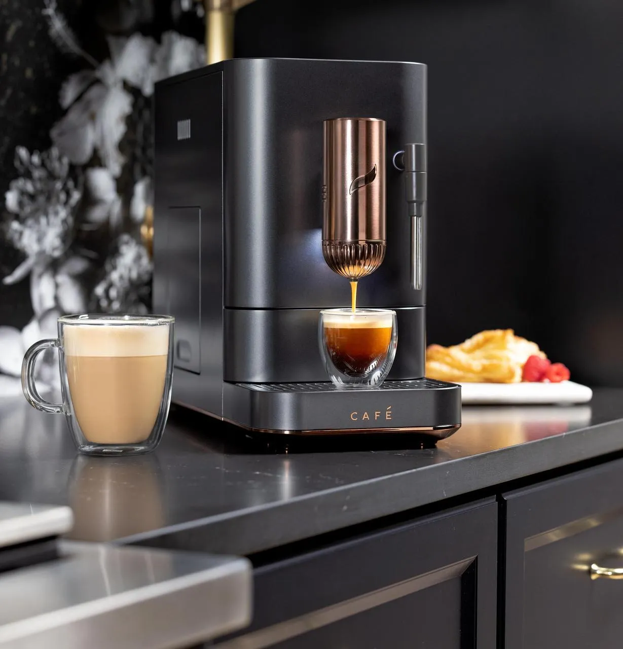 Cafe C7CEBBS3RD3 Caf&#8482; Affetto Automatic Espresso Machine   Frother