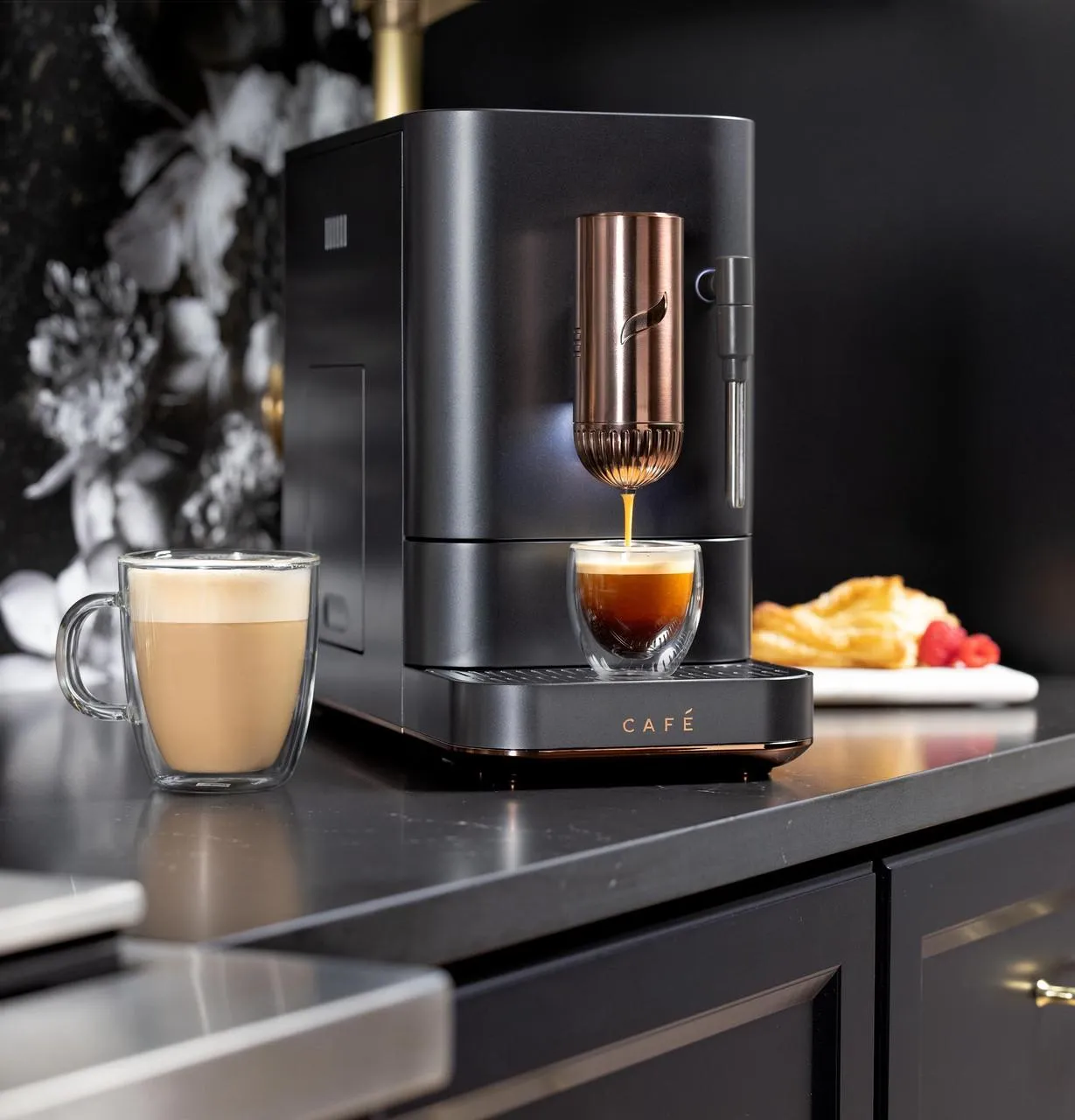 Cafe C7CEBBS3RD3 Caf&#8482; Affetto Automatic Espresso Machine   Frother