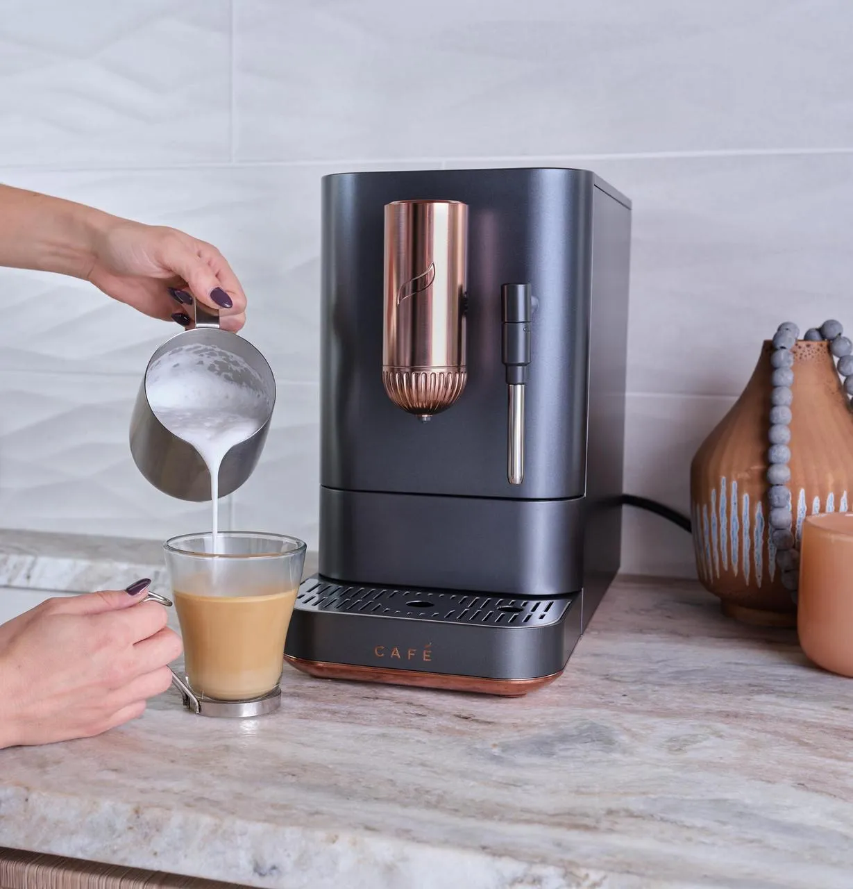 Cafe C7CEBBS3RD3 Caf&#8482; Affetto Automatic Espresso Machine   Frother