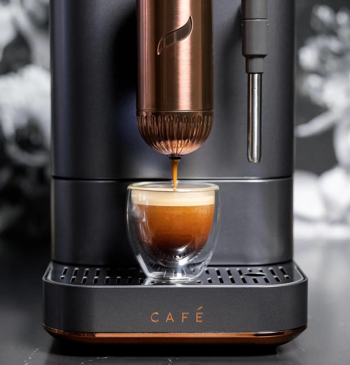 Cafe C7CEBBS3RD3 Caf&#8482; Affetto Automatic Espresso Machine   Frother