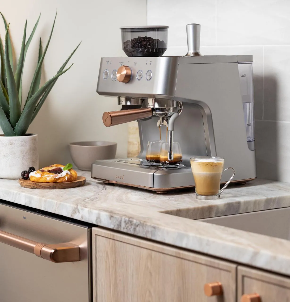Cafe C7CESAS2RS3 Caf&#8482; Bellissimo Semi Automatic Espresso Machine   Frother