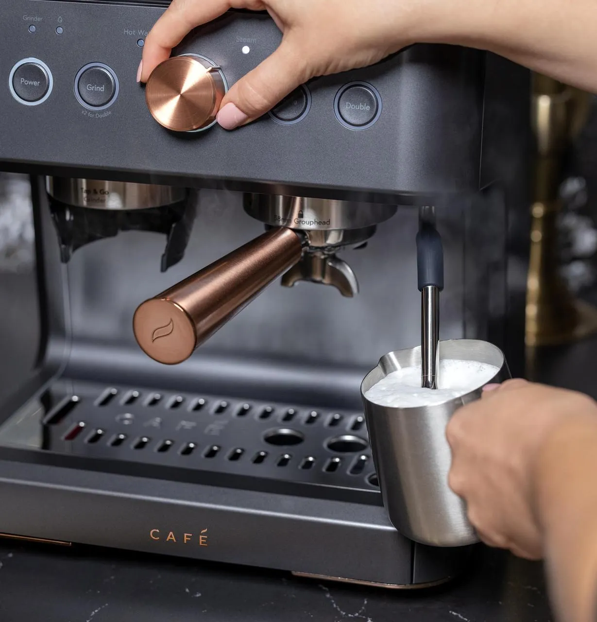 Cafe C7CESAS3RD3 Caf&#8482; Bellissimo Semi Automatic Espresso Machine   Frother