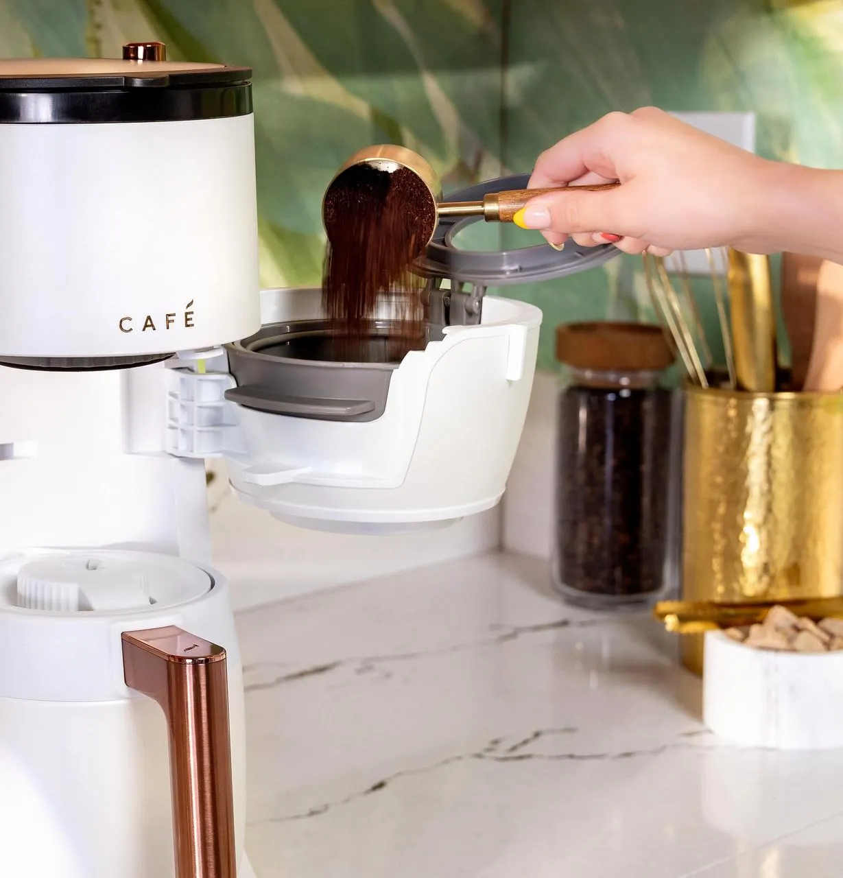 Cafe C7CGAAS4TW3 Caf&#8482; Specialty Grind And Brew Coffee Maker With Thermal Carafe