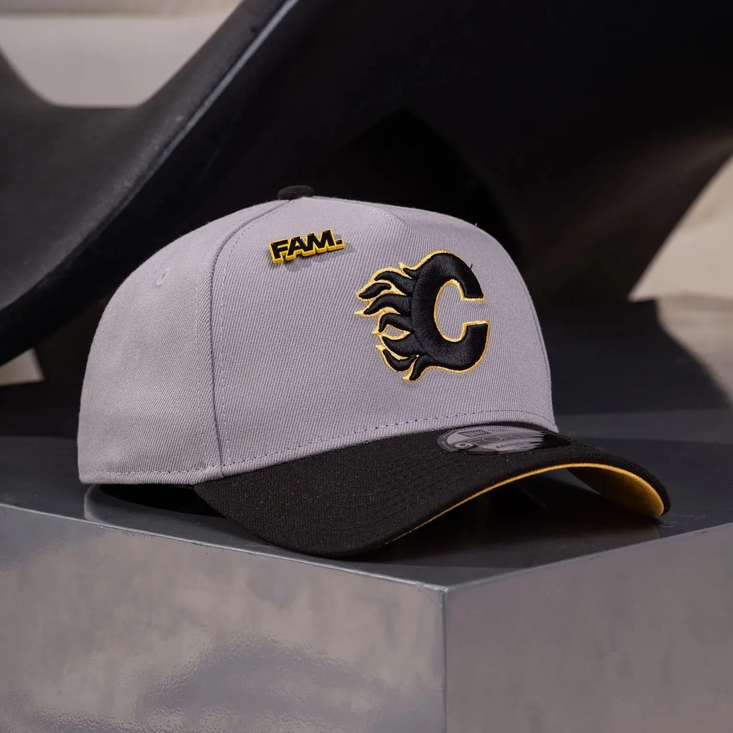 Calgary Flames Cap Black Yellow Uv / New Era 9Forty A-Frame Todays Best Deal