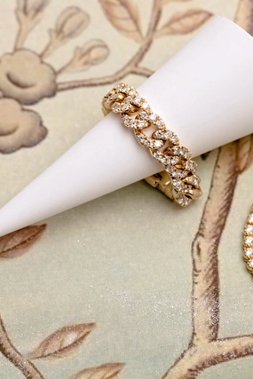 Online Exclusive Savings Diamond Pav Chain Ring In Yellow Gold