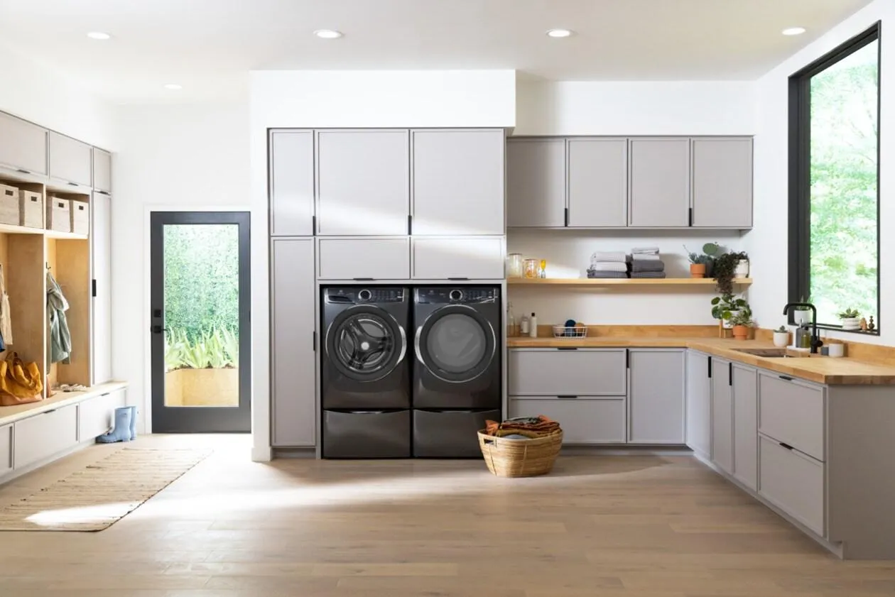 Electrolux ELFG7637BT Electrolux Front Load Perfect Steam&#8482; Gas Dryer With Luxcare Dry And Instant Refresh &#8482; 8.0 Cu. Ft.