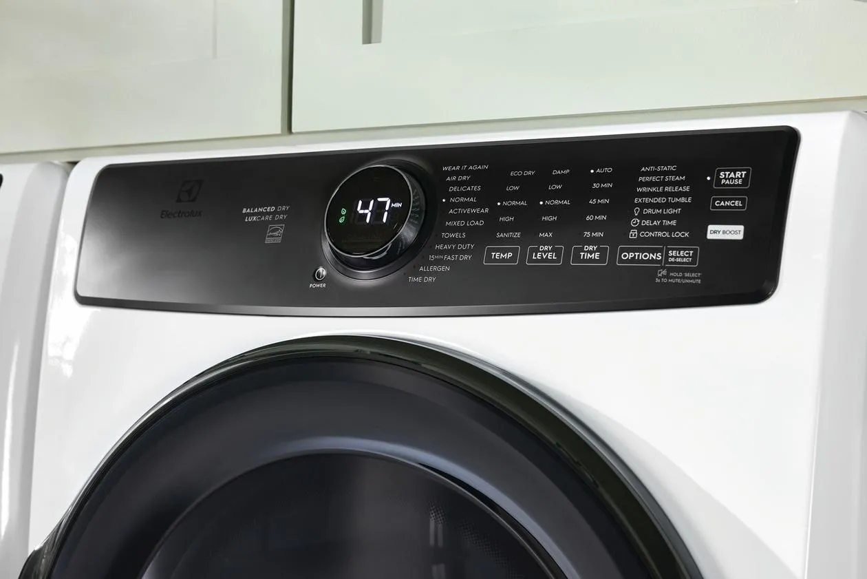 Electrolux ELFG7738AW Electrolux Front Load Perfect Steam&#8482; Gas Dryer With Luxcare Dry And Instant Refresh - 8.0 Cu. Ft.