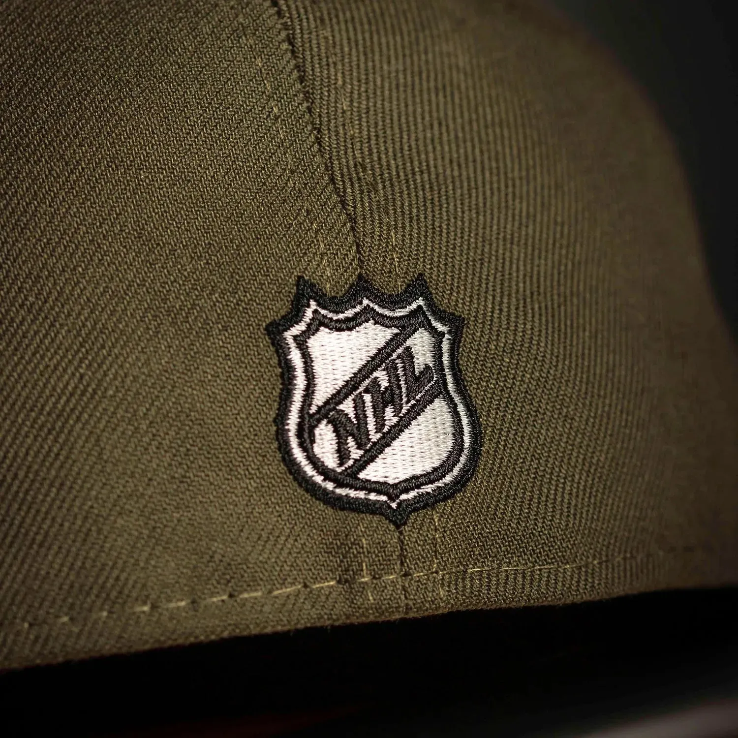 New Era 59Fifty Nhl Anaheim Ducks 30Th Anniversary Two Tone / Red Uv Fitted Cap   Meat Cleaver Pin Daily Deal Frenzy Instant Hot Deal