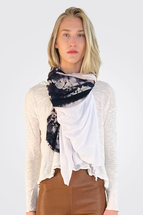Dont Miss This Steal Meteor Scarf