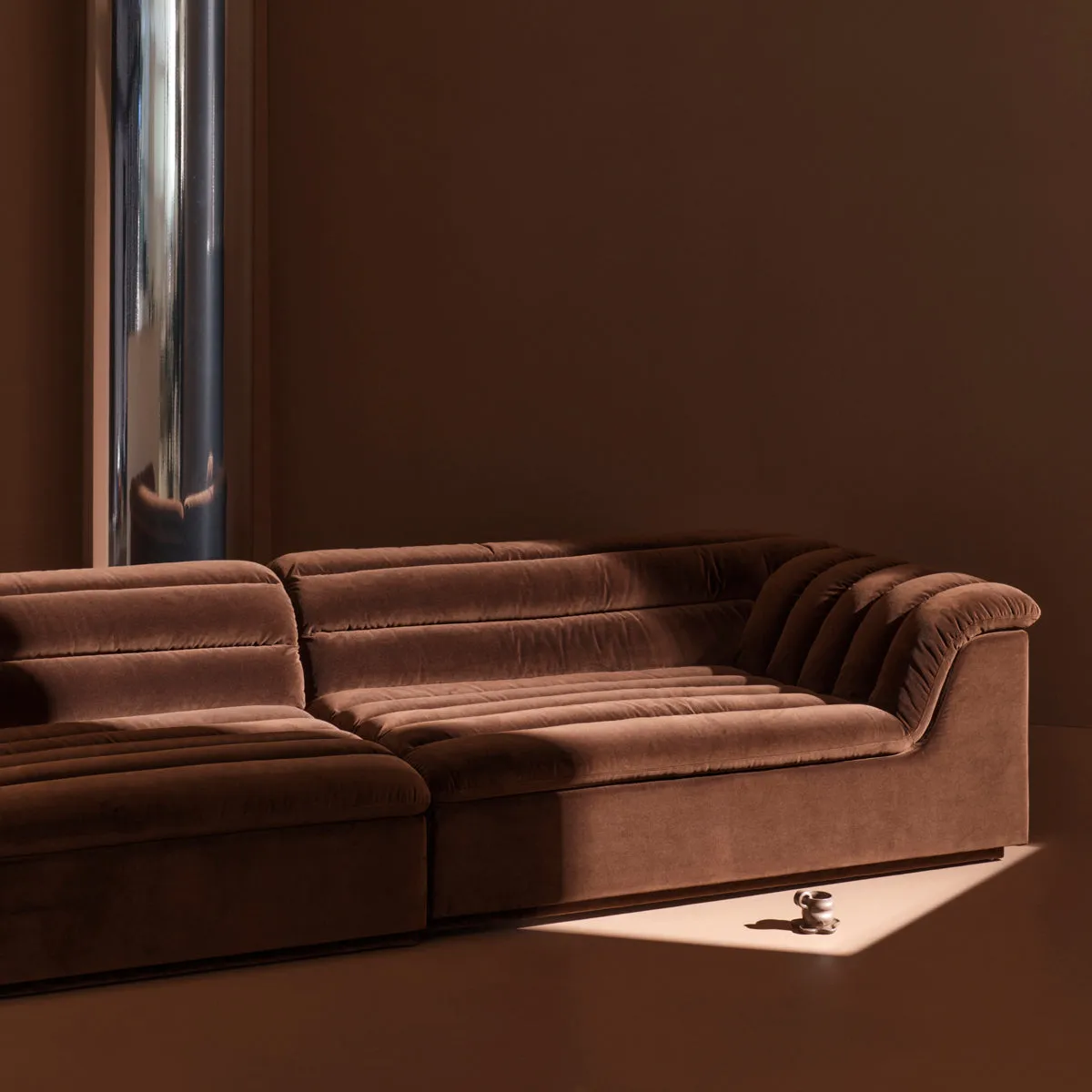 Float 4 Seat Sofa (Avalon Piccolo)