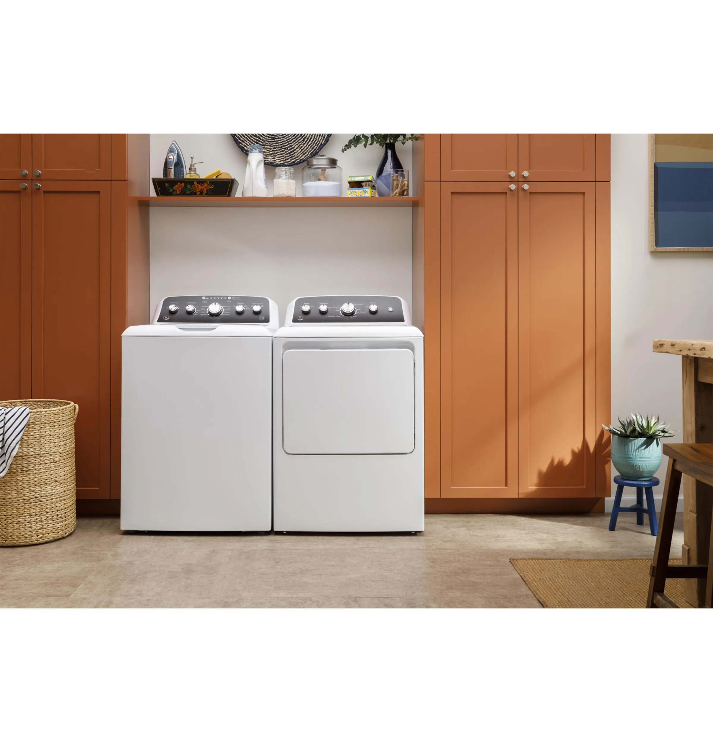 Ge Appliances ETW485ASWWB Ge 4.5 Cu. Ft. Capacity Washer With Spanish Panel And Wash Modes Soak And Power
