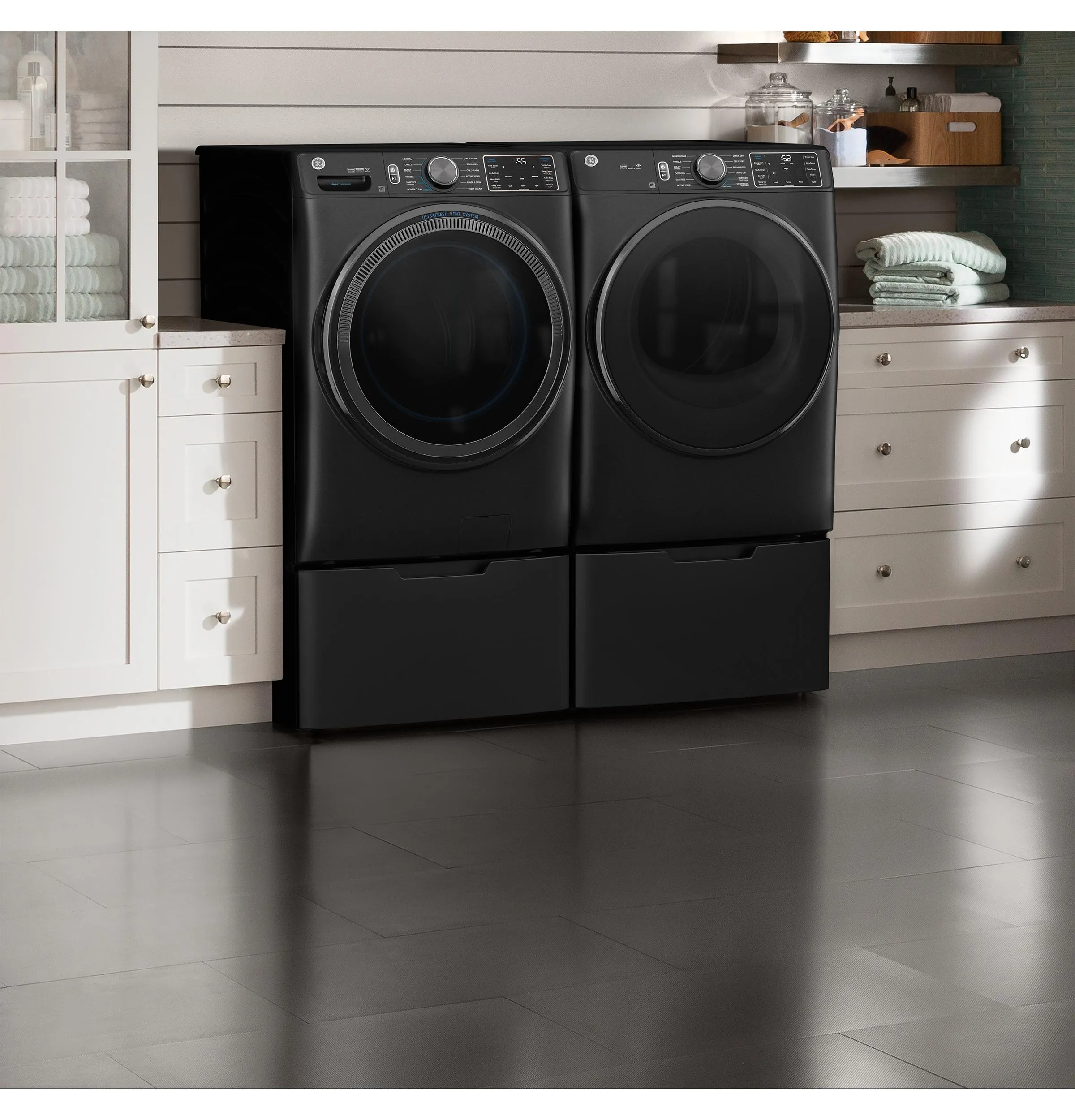 Ge Appliances GFD65GSPVDS Ge 7.8 Cu. Ft. Capacity Smart Front Load Gas Dryer With Steam And Sanitize Cycle