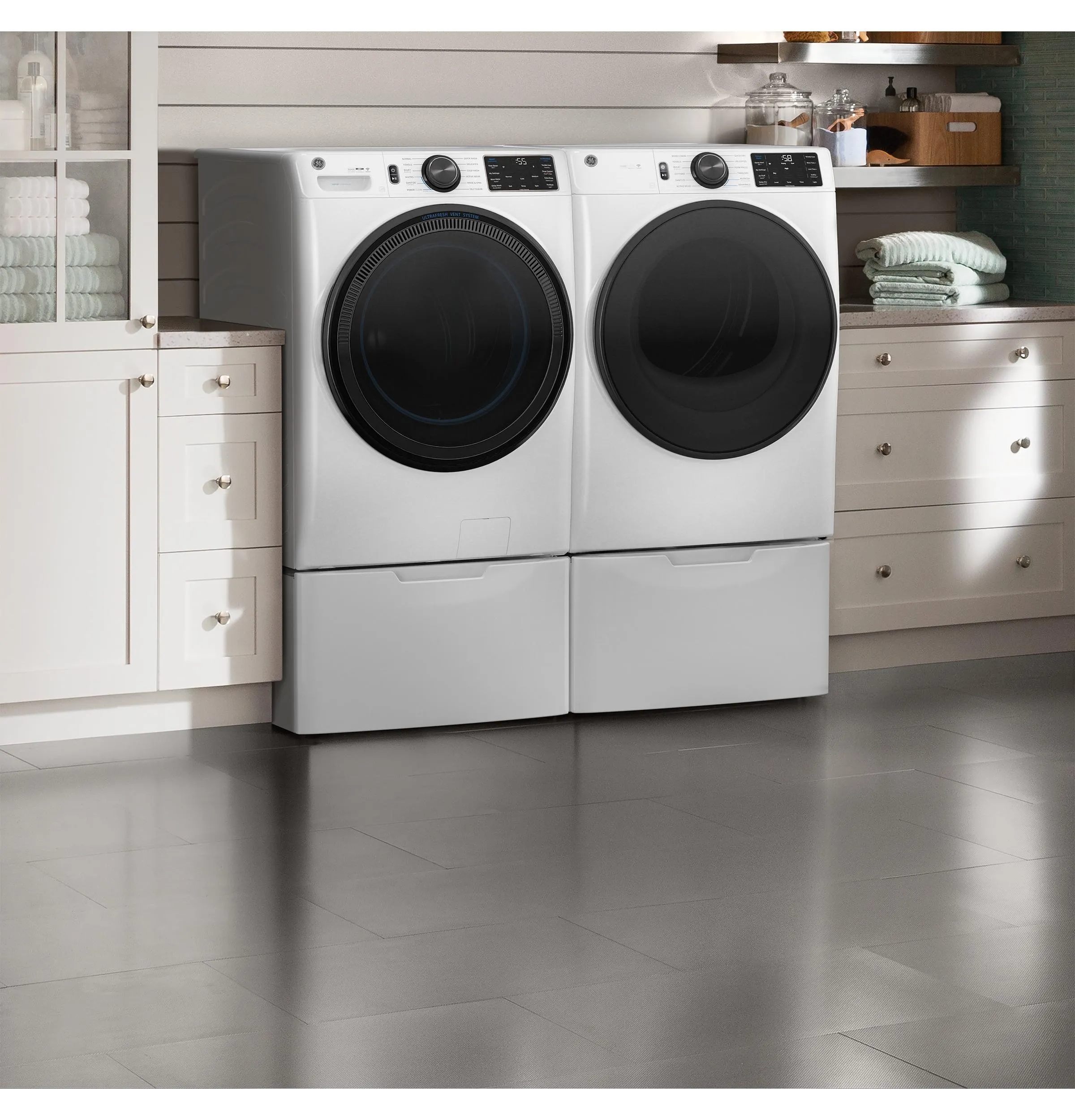 Ge Appliances GFD65GSSVWW Ge 7.8 Cu. Ft. Capacity Smart Front Load Gas Dryer With Steam And Sanitize Cycle