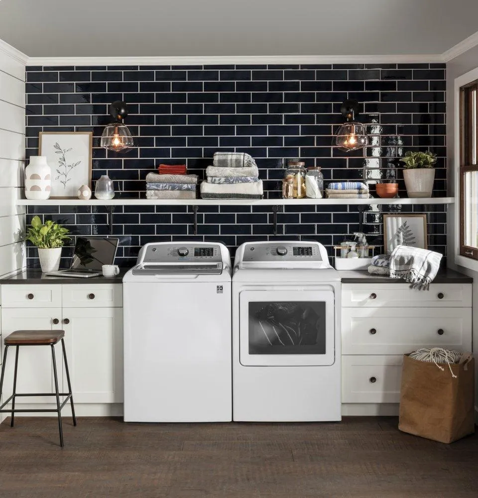 Ge Appliances GTW725BSNWS Ge? 4.6 Cu. Ft. Capacity Washer With Sanitize W/Oxi And Flexdispense&#8482;