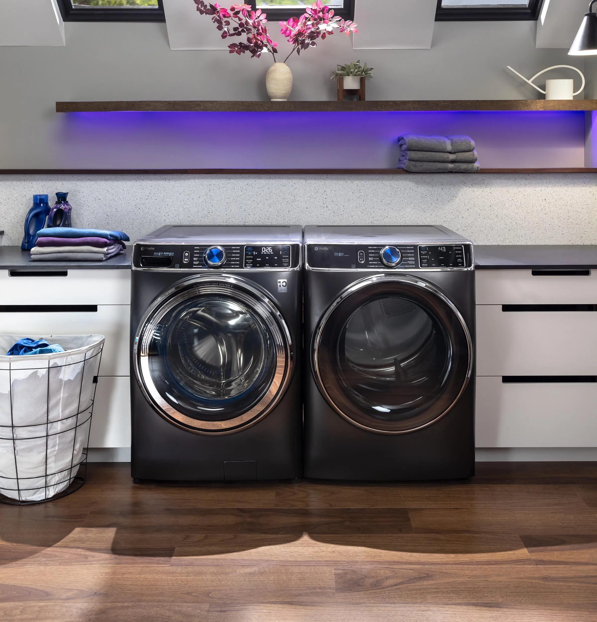 Ge Appliances PFD95GSPTDS Ge Profile&#8482; 7.8 Cu. Ft. Capacity Smart Front Load Gas Dryer With Steam And Sanitize Cycle