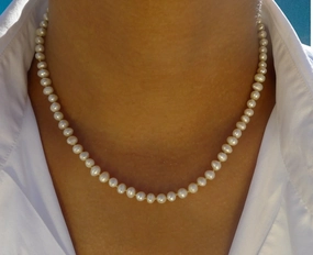 Limited Stock Offer Bon Bon Fine Freshwater Pearl Necklace, Gold Thread