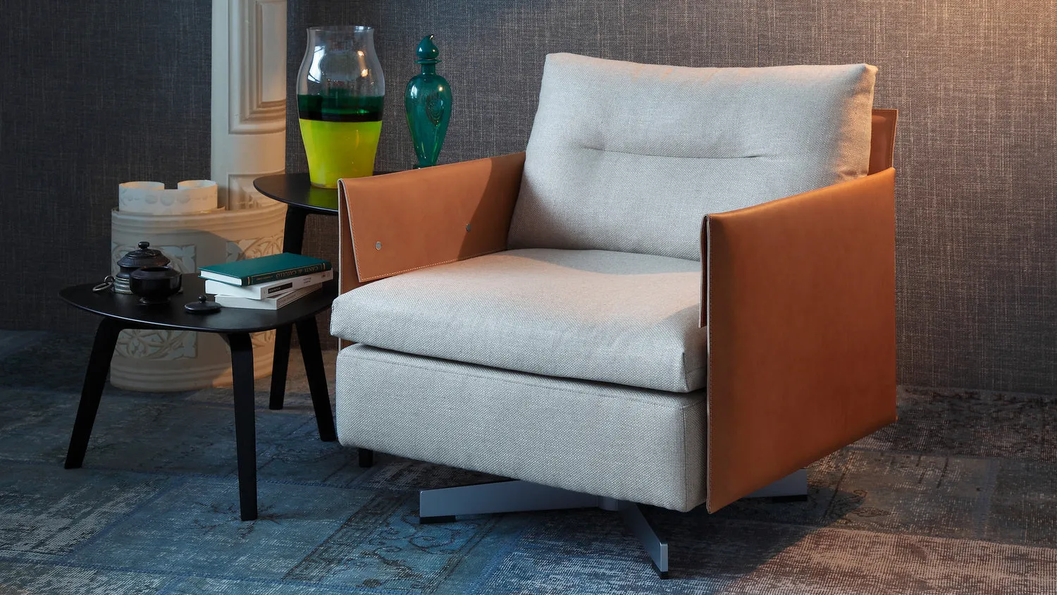 Grantorino Swivel Armchair