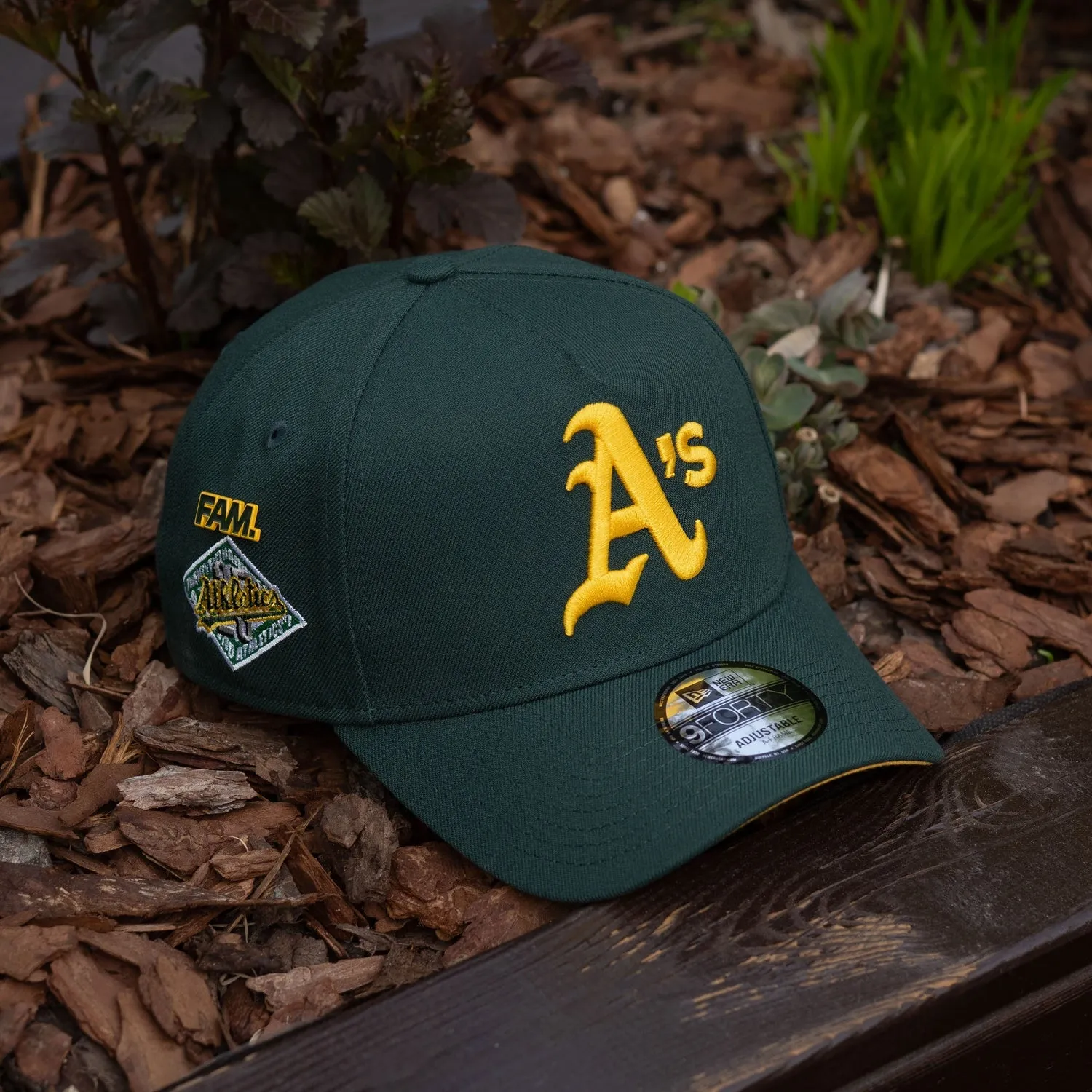 New Era 9Forty A-Frame Mlb Oakland Athletics 25Th Anniversary Dark Green / Gold Uv Snapback Cap Mega Discount Today Limited Time Steal
