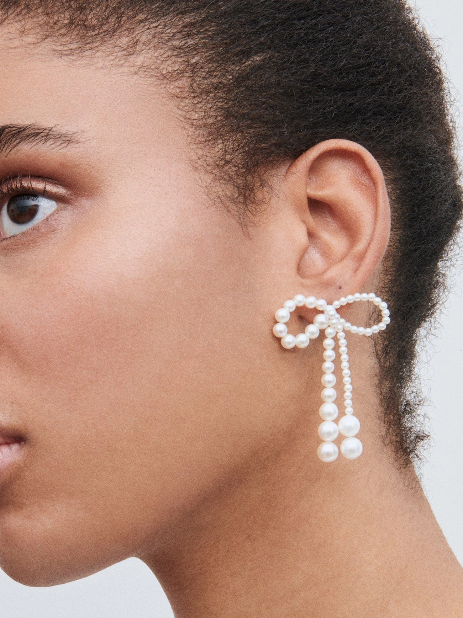Weekend Specials Grande Rosette De Perles Earring