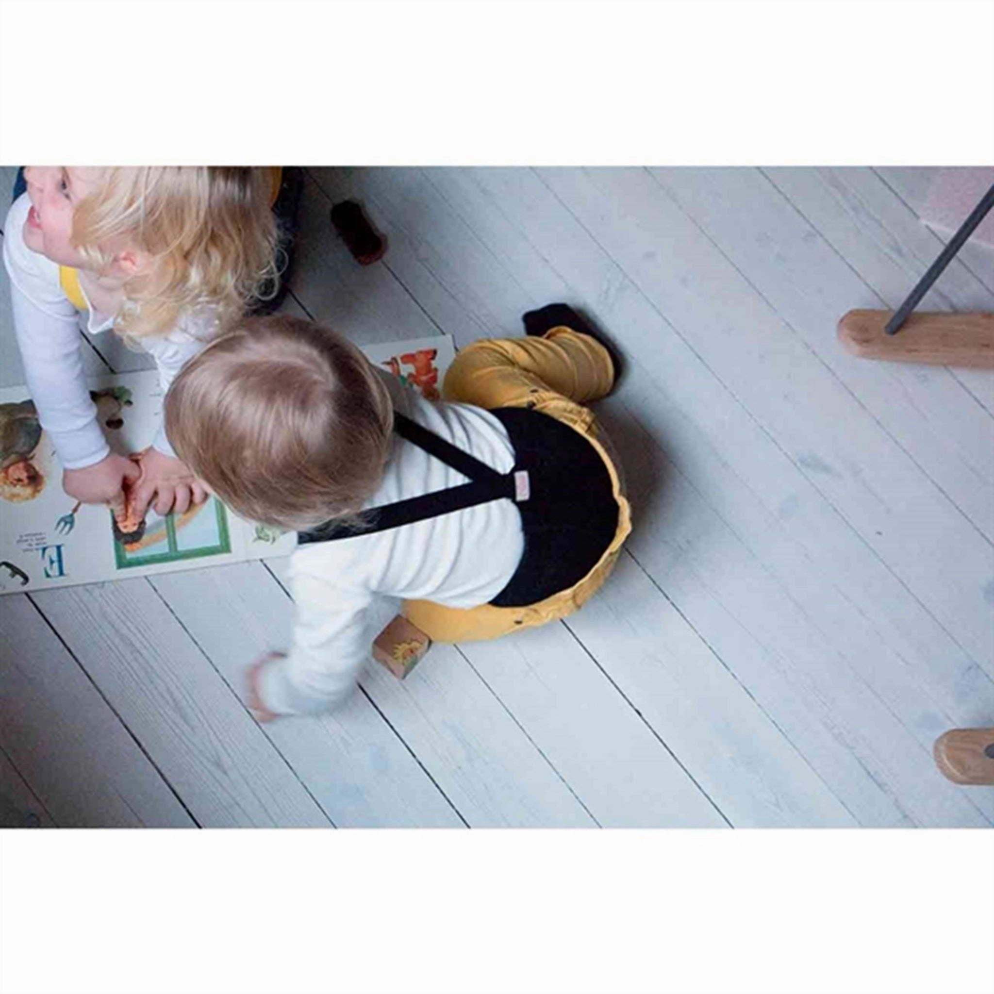 Clearance Sale Now Silly Silas Footed Tights Black