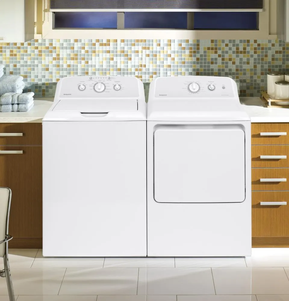 Hotpoint HTX24GASKWS Hotpoint 6.2 Cu. Ft. Capacity Aluminized Alloy Gas Dryer