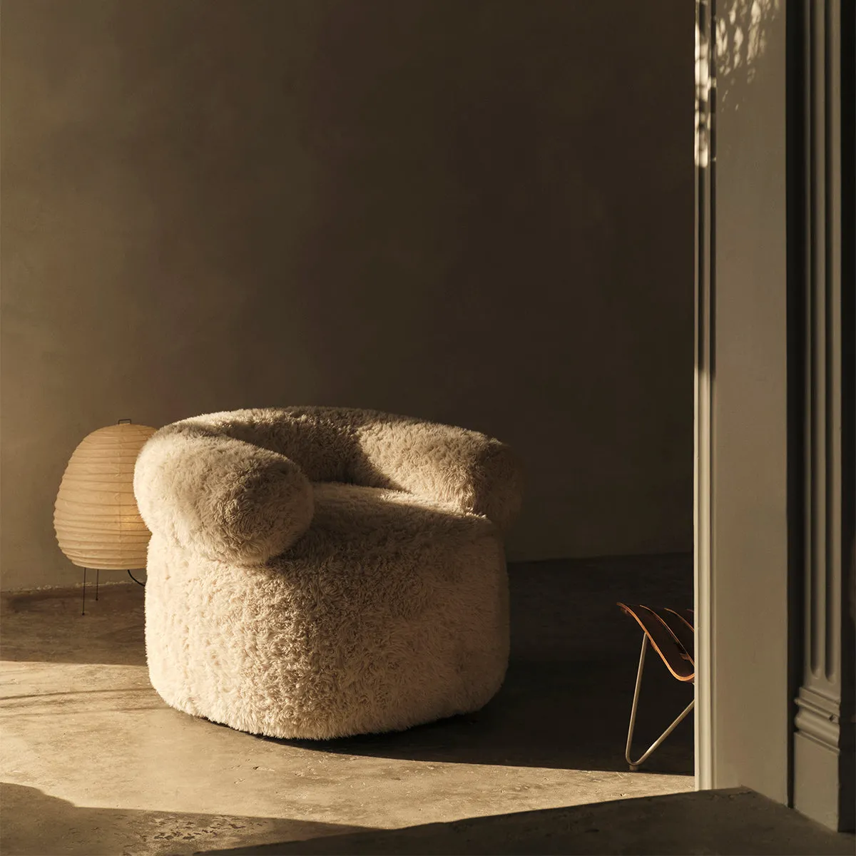 Huggy Swivel Armchair (Paddington)