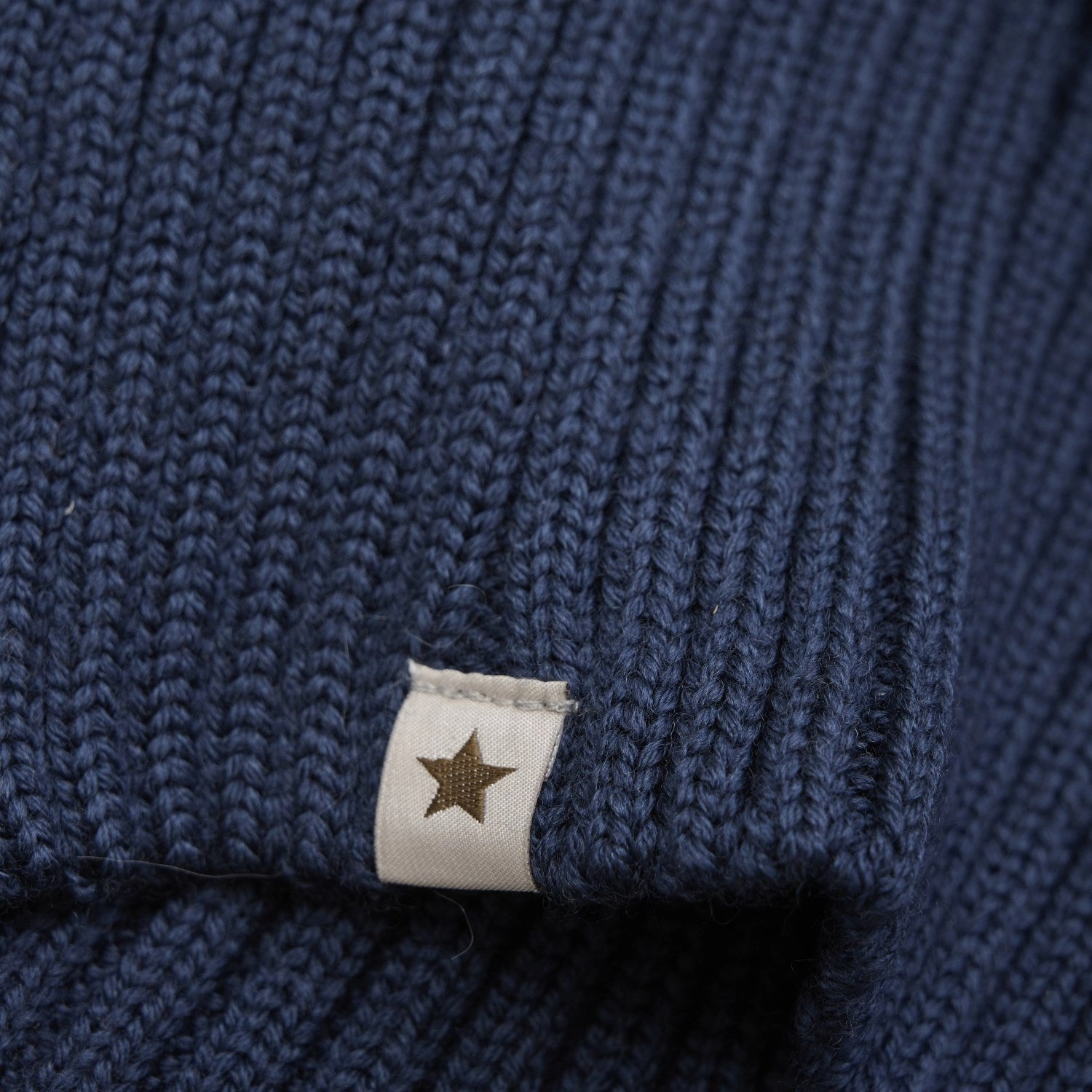 Huttelihut Overture Neck Warmer Wool Knit Mega Sale Now