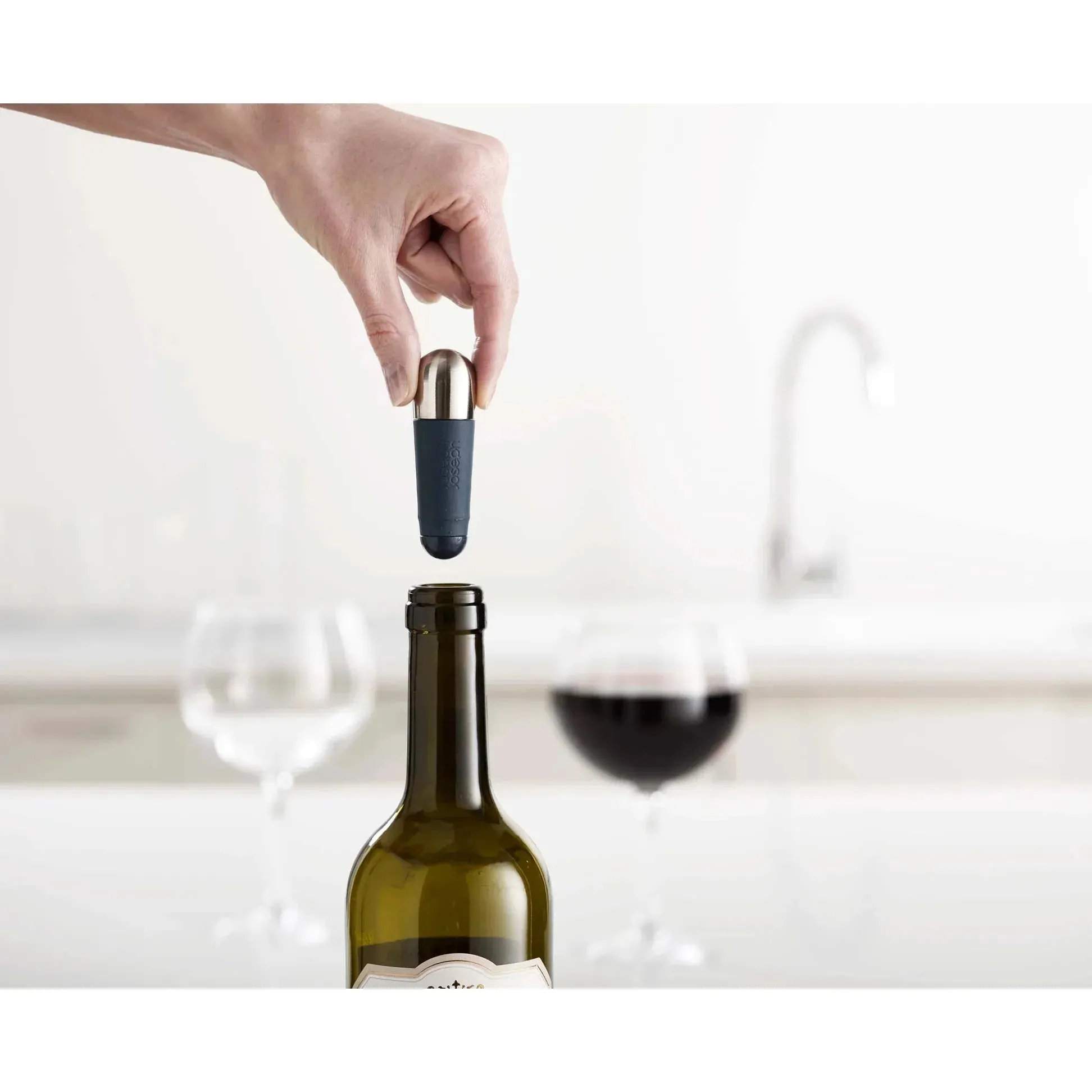 Joseph Joseph BarWise Twist-lock Wine Stoppers