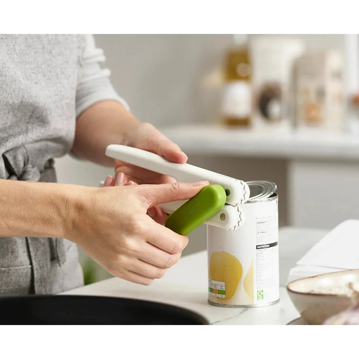 Joseph Joseph Pivot 3-in-1 White Can Opener