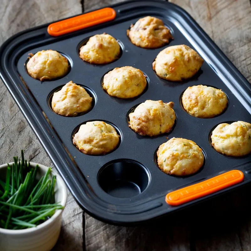 Le Creuset T.N.S Mini Muffin Tray