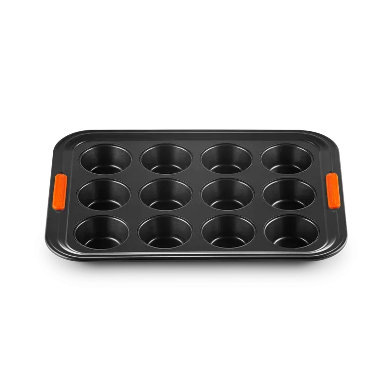 Le Creuset T.N.S Muffin Tray