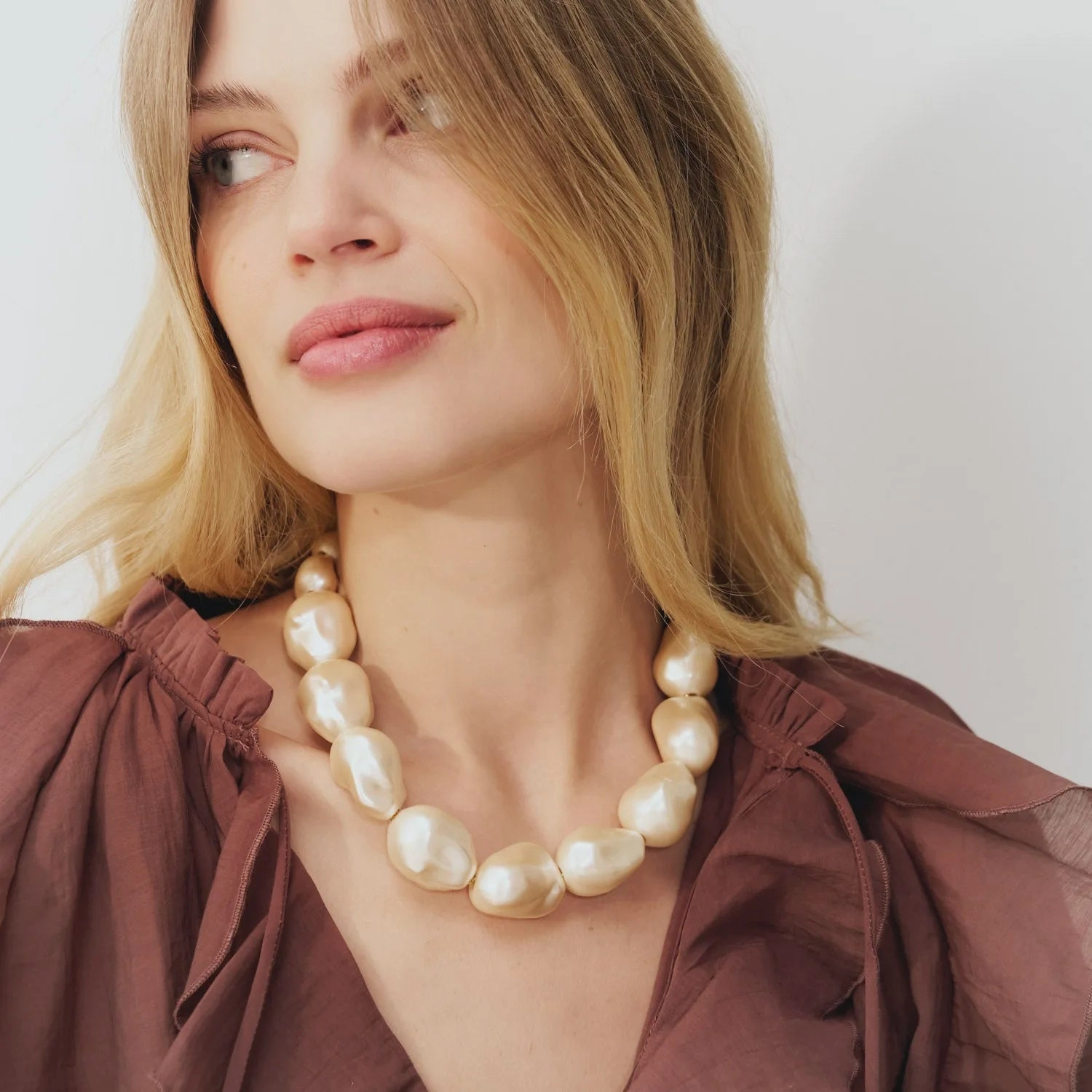 Vanessa Baroni Big Organic Pearl Necklace In Apricot Daily Deal Frenzy