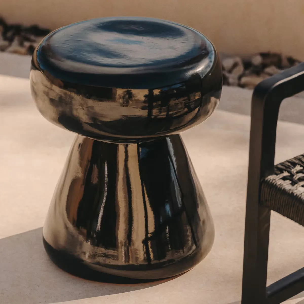 Manya Outdoor Round Side Table