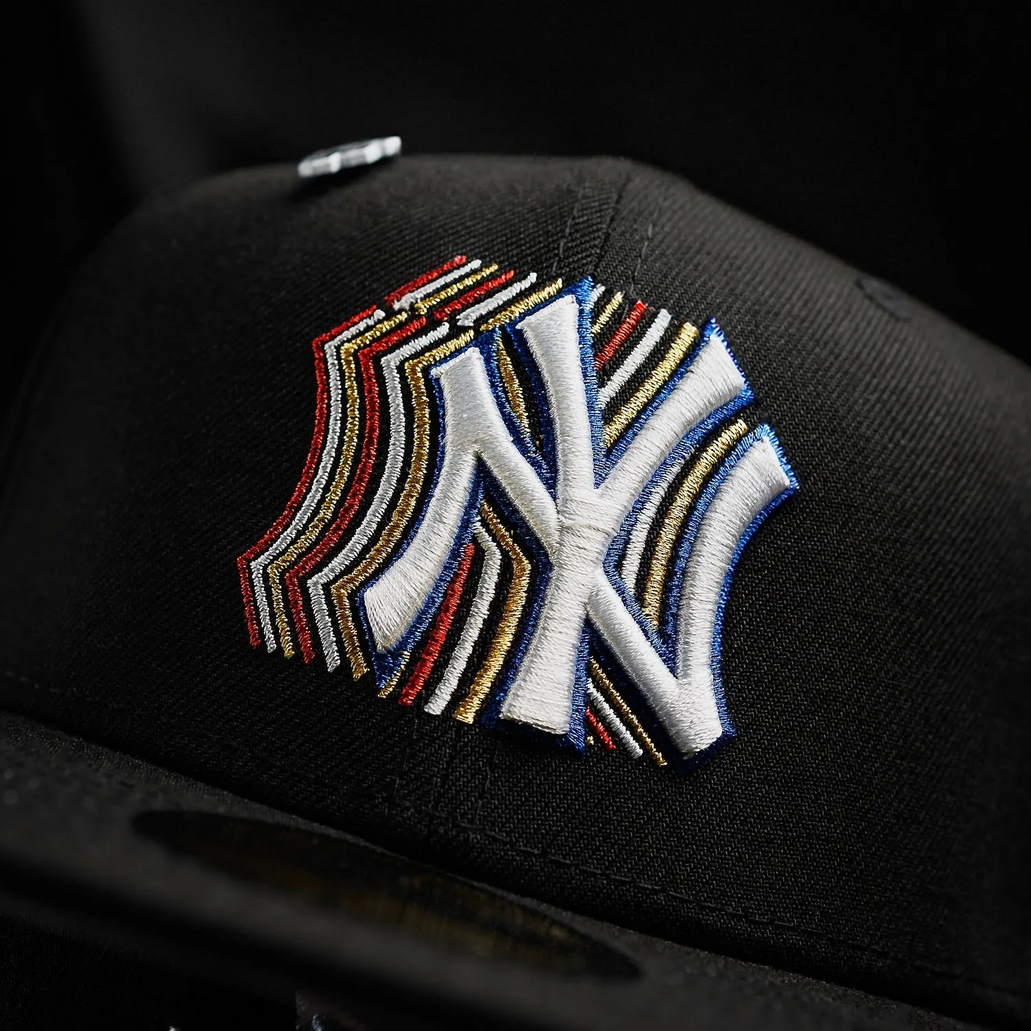 Big Savings Alert Dont Miss Todays Deal New Era 59Fifty Mlb Ws 99 New York Yankees Black / Gray Uv Fitted Cap