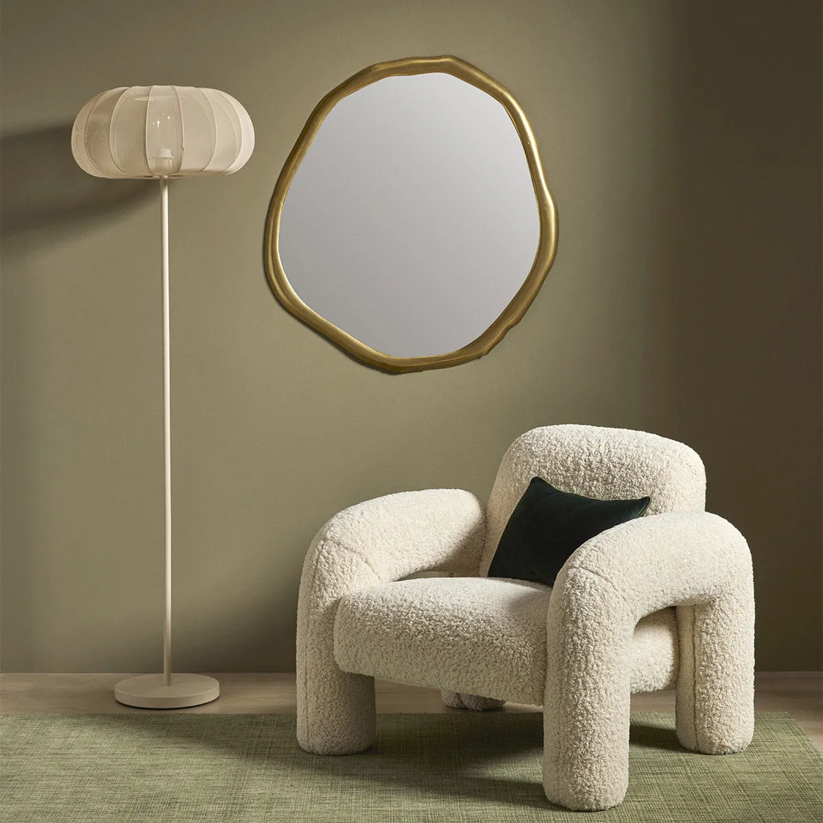 Mia Armchair