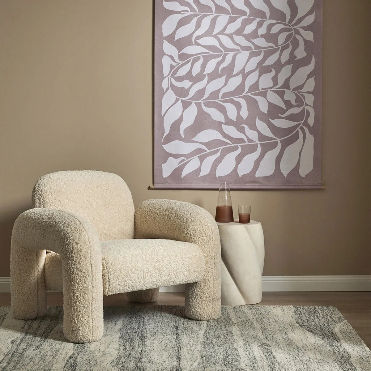 Mia Armchair