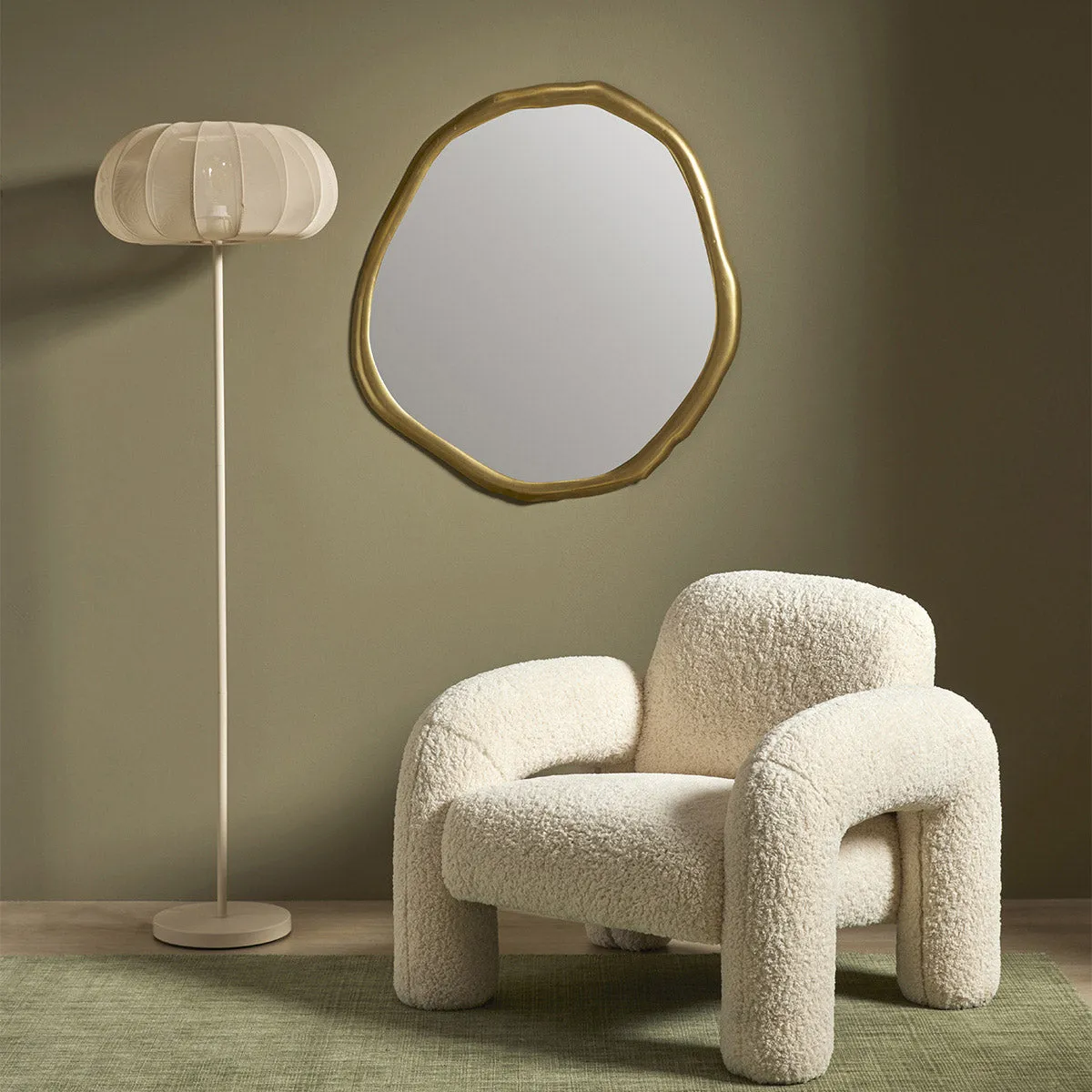 Mia Armchair
