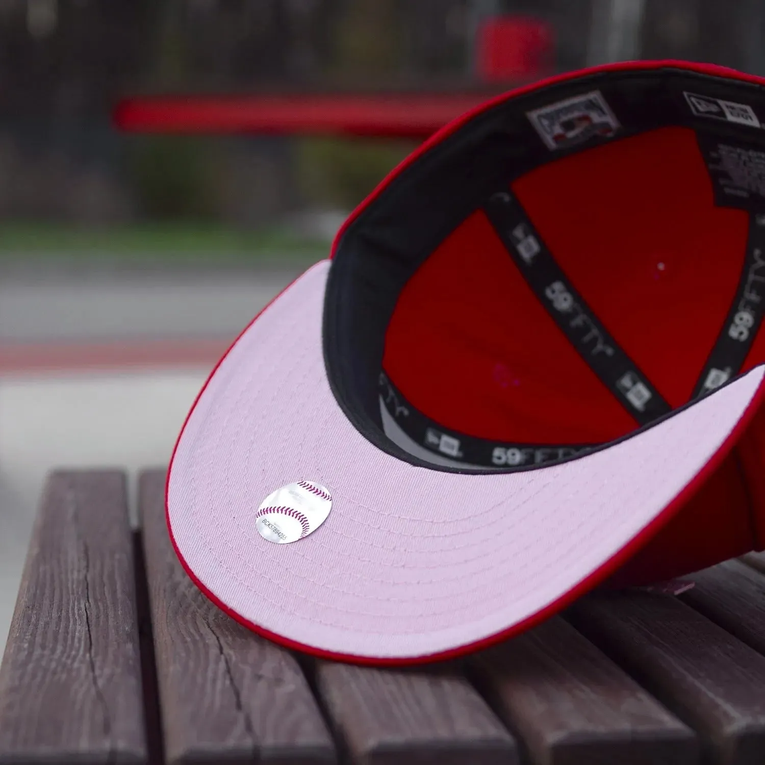 Special Deals Online New Era 59Fifty Mlb Toronto Blue Jays World Series 1992 Red / Pink Uv Fitted Cap