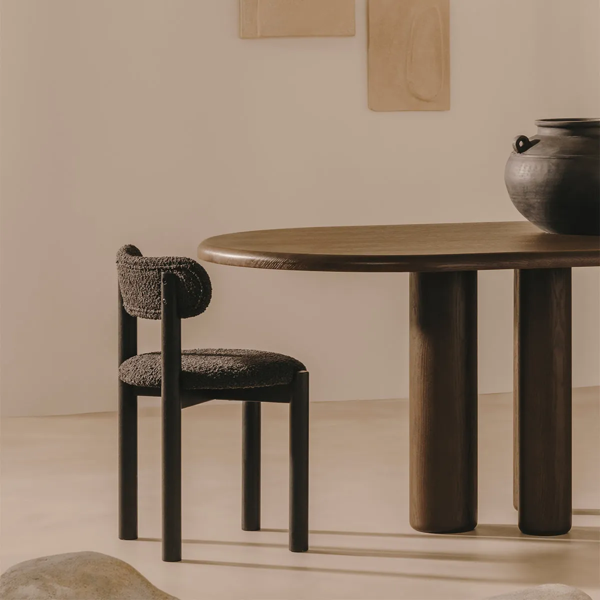 Nebai Chair