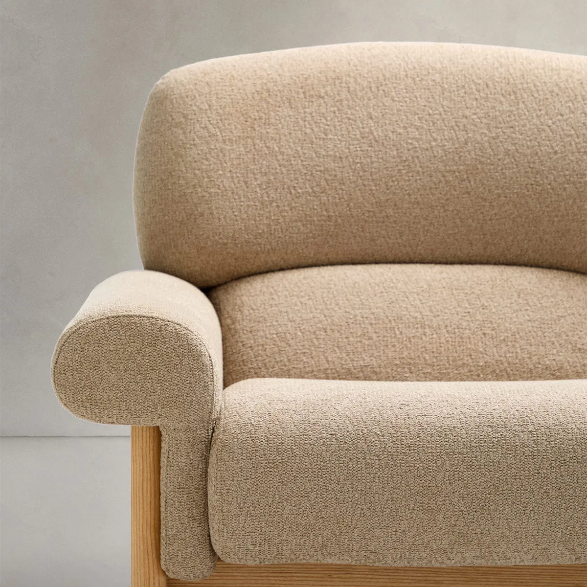 Nema Armchair