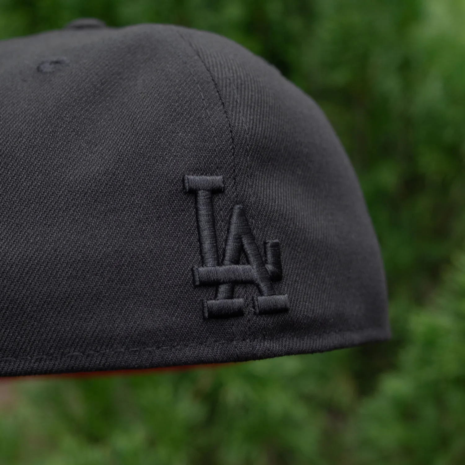 New Era 59Fifty Mlb Los Angeles Dodgers Roses Black / Scarlet Uv Fitted Cap Todays Mega Savings