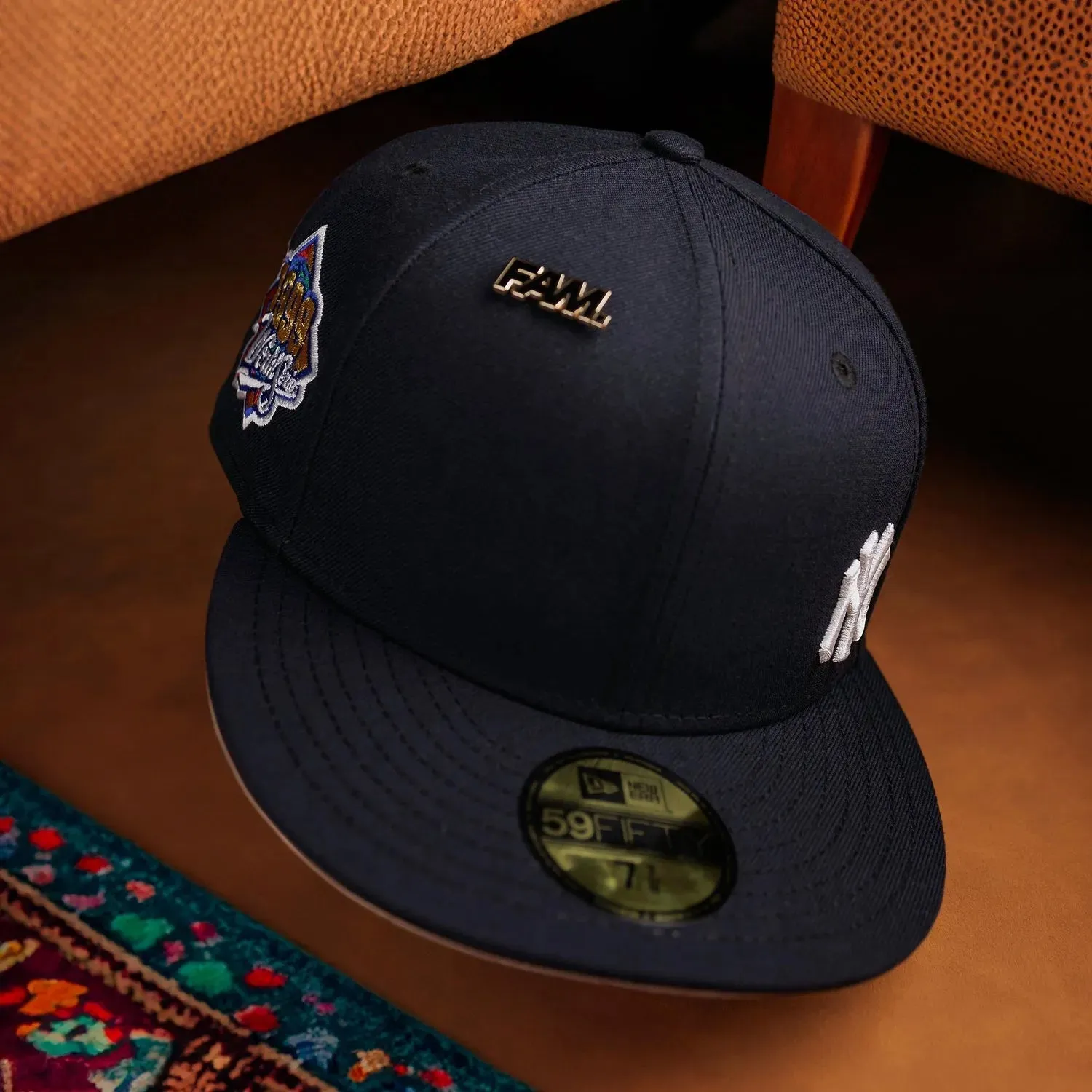 Todays Hot Pick New Era 59Fifty Mlb Mini Logo New York Yankees Ws 99 Navy / Grey Uv Fitted Cap