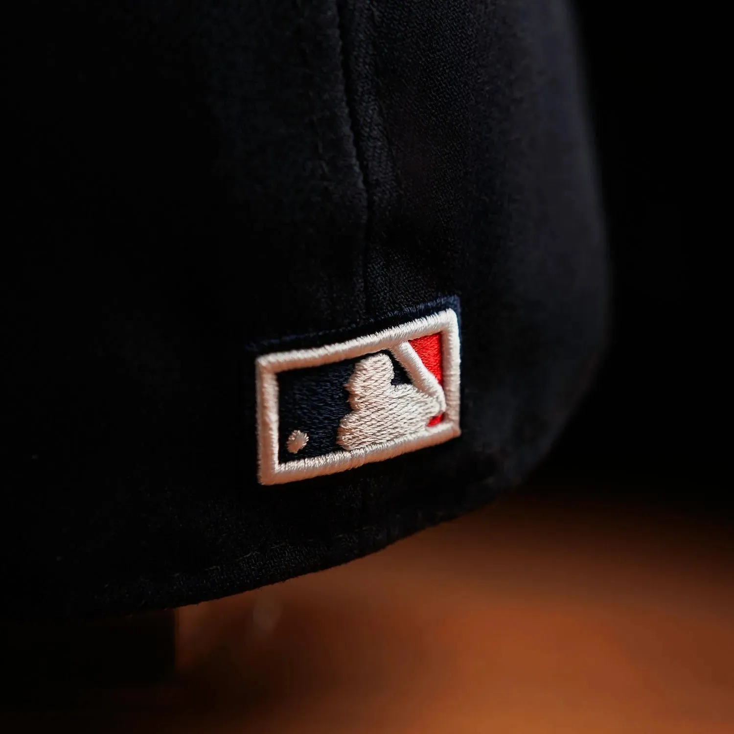 New Era 59Fifty Mlb Mini Logo New York Yankees Ws 99 Navy / Grey Uv Fitted Cap Flash Deal Alert Big Savings Alert