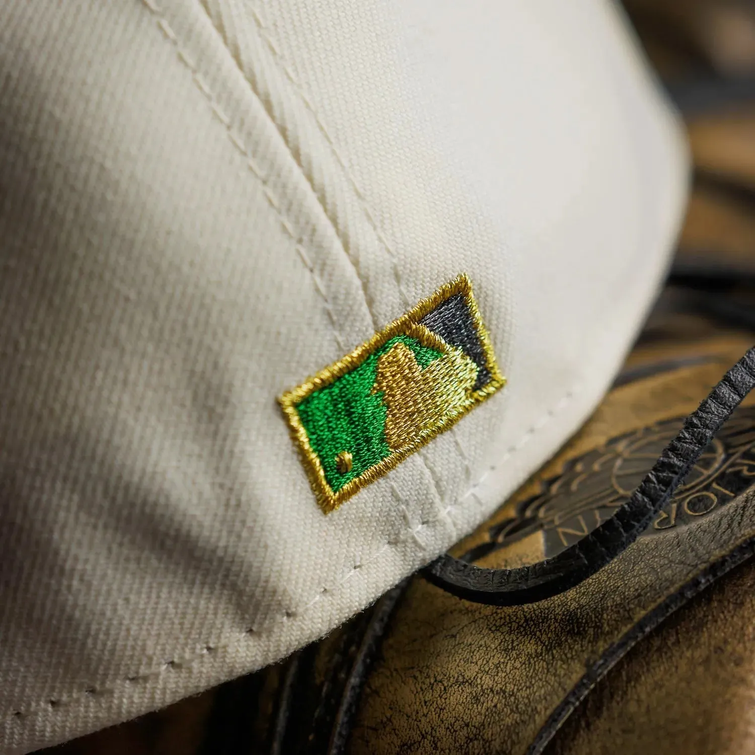 Special Price Today Trending Hot Deal New Era 59Fifty Mlb New York Yankees World Series 100Th Anniversary Two Tone / Kelly Green Uv Fitted Cap