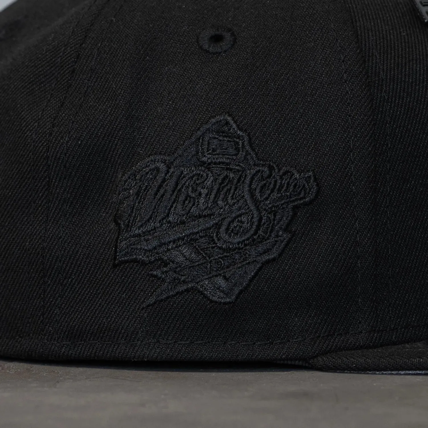 New Era 59Fifty Mlb New York Yankees World Series 1998 Black On Black / Grey Uv Fitted Cap Deal of the Day