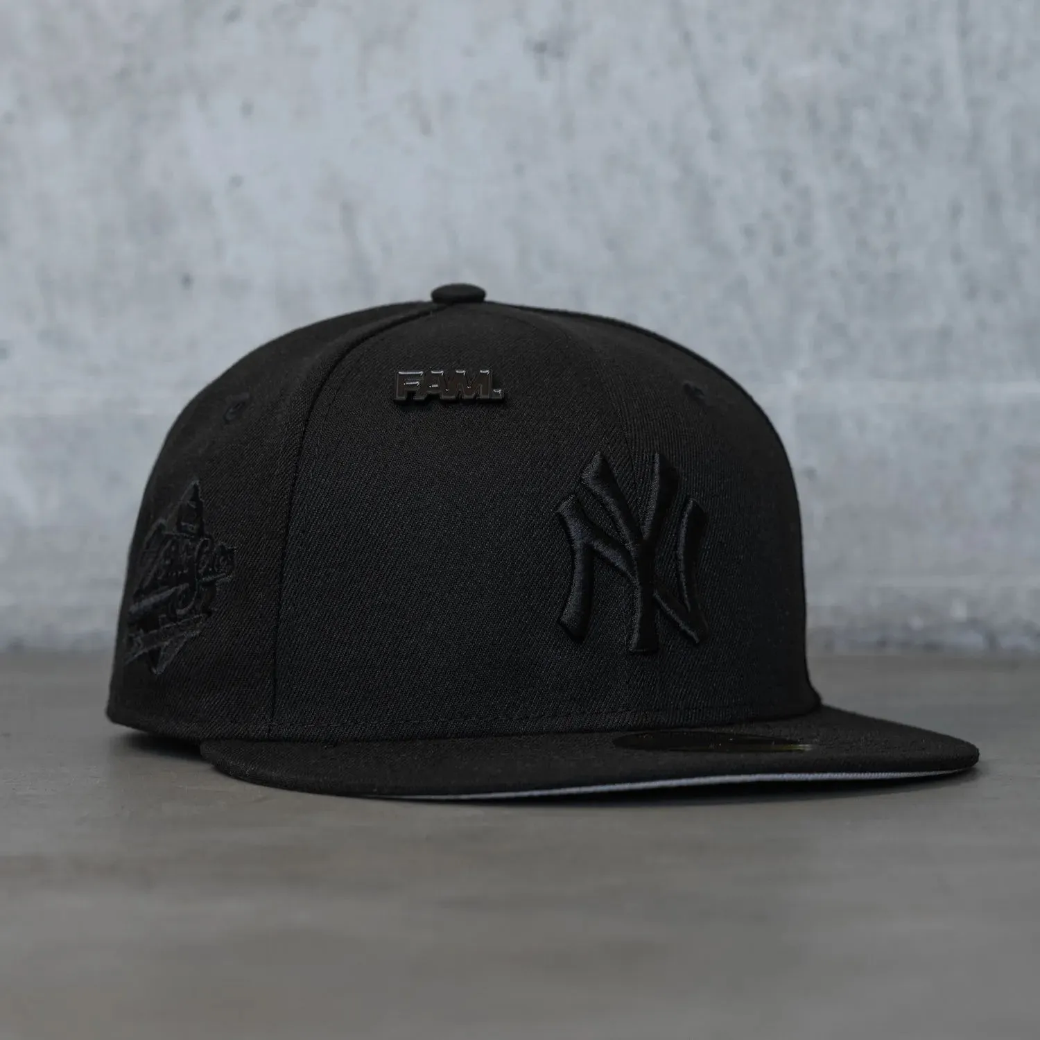 Clearance Steal Today New Era 59Fifty Mlb New York Yankees World Series 1998 Black On Black / Grey Uv Fitted Cap
