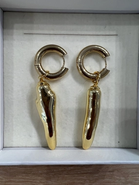 Price Drop Frenzy Ga Bold Hoop Earrings W/Twigs